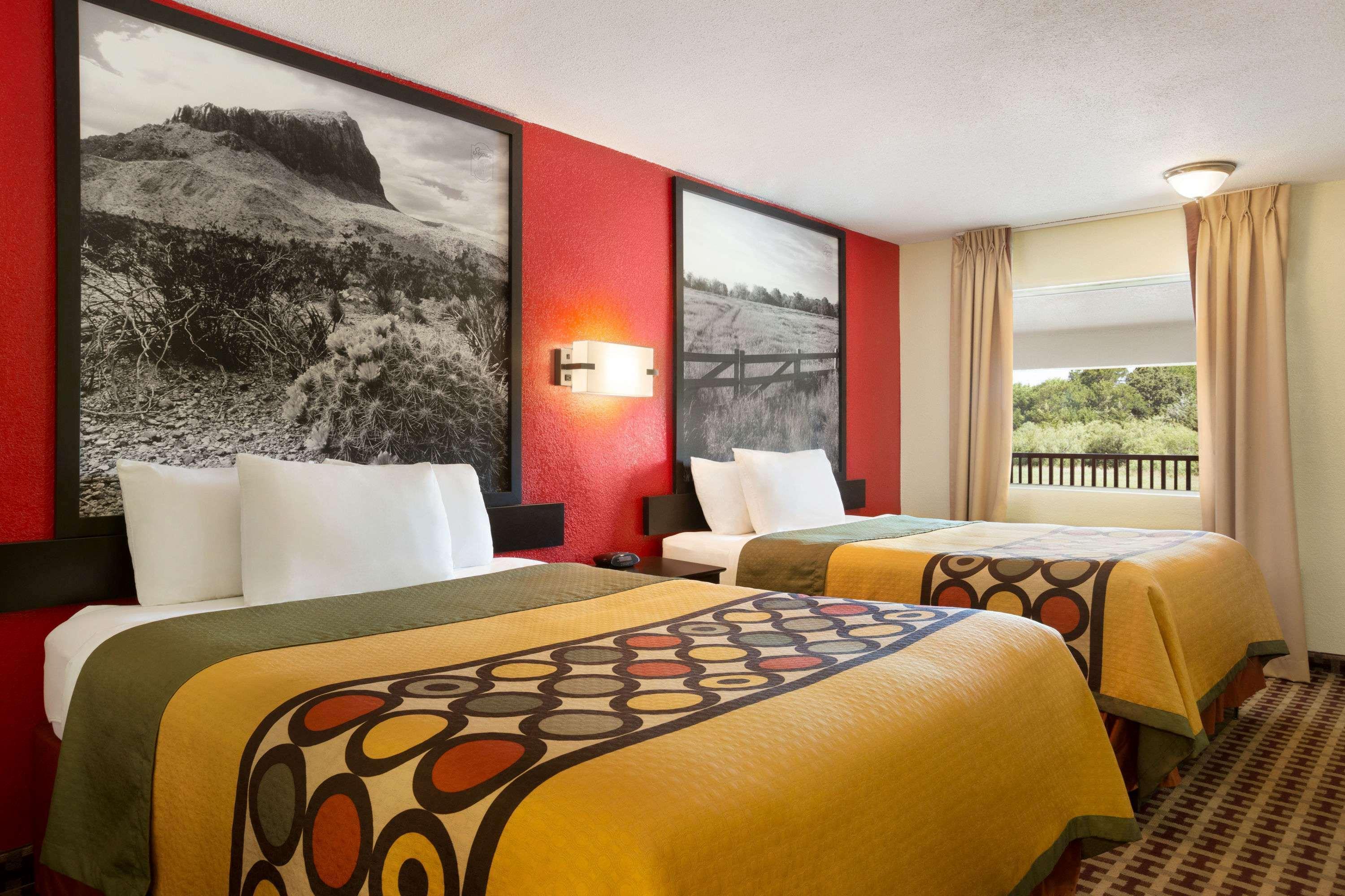 Super 8 By Wyndham Corsicana Extérieur photo