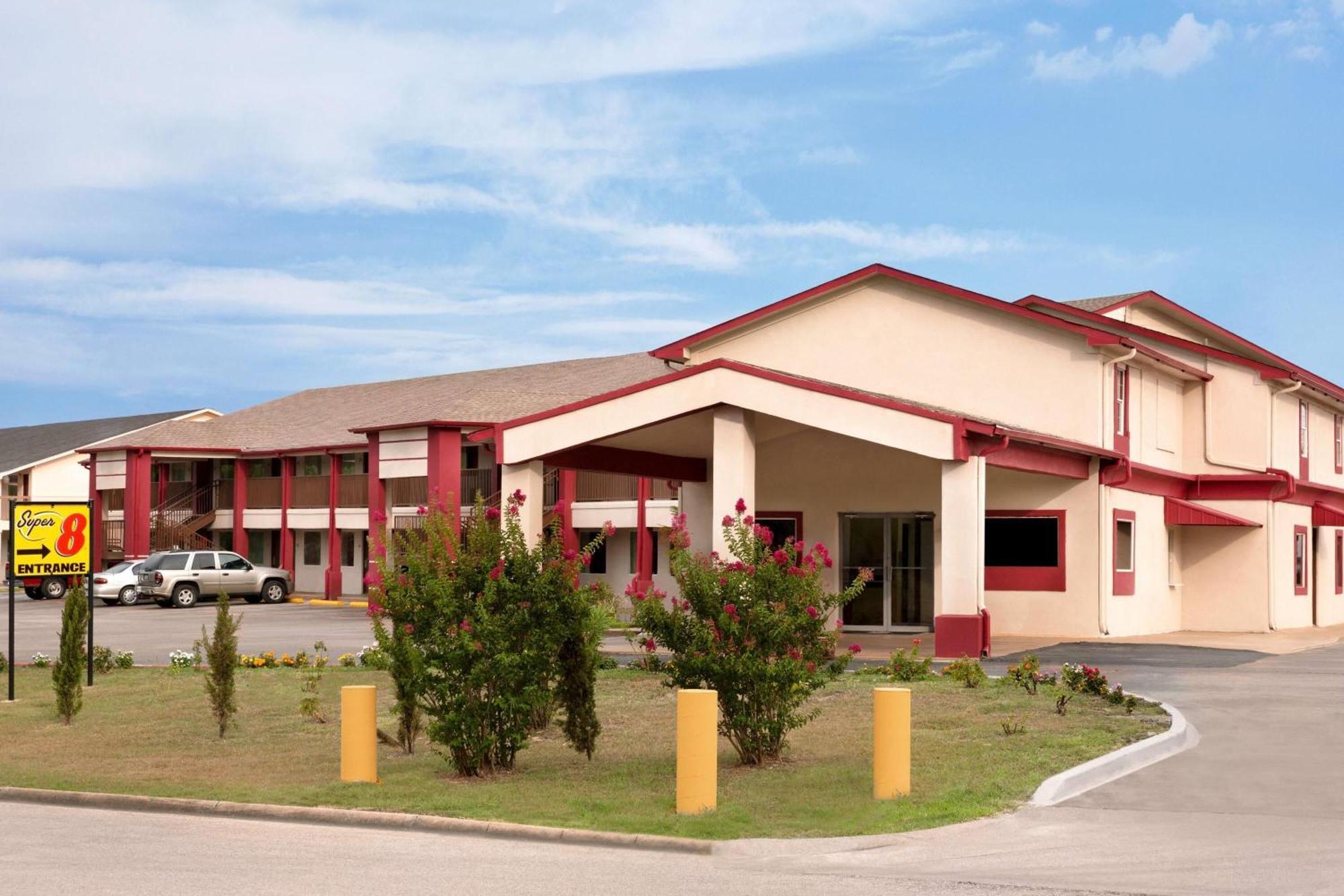Super 8 By Wyndham Corsicana Extérieur photo