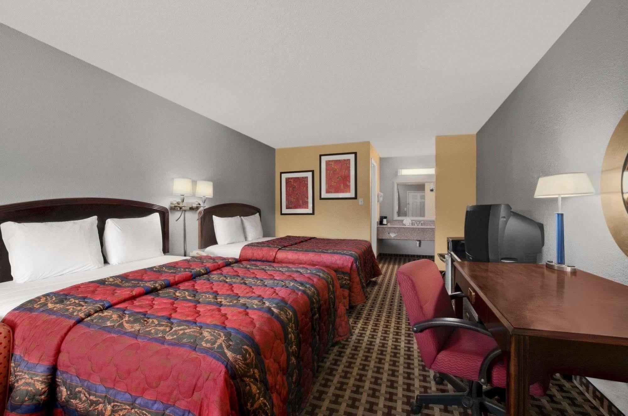 Super 8 By Wyndham Corsicana Extérieur photo